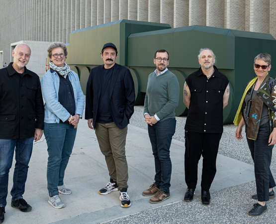 Les personnes à l’origine de l’exceptionnelle exposition collaborative : Bernard Fibicher (directeur du MCBA), Chantal Prod’Hom et Marco Costantini (directrice et conservateur du mudac), Camille Lévêque-Claudet (conservateur du MCBA), Marc Donnadieu et Nicole Minder (conservateur et directrice ad interim de Photo Élysée). ARC Jean-Bernard Sieber