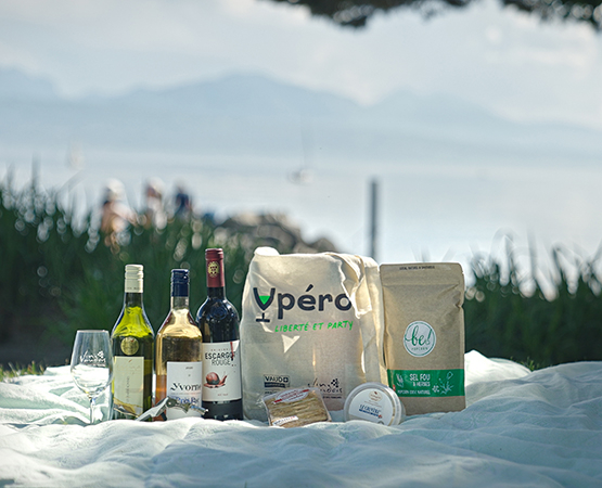 Les trois formules au choix proposées par VPéro: chasselas (Les Barberonnes 2020, Domaine Croix Duplex, Lavaux AOC), rosé (Près Roc 2020, Obrist, Chablais AOC) ou rouge (Escargot Rouge, Original, 2020, Cave du Consul, Vaud AOC). OVV