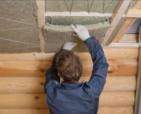 Dans le cadre d'une rénovation, l'isolation des murs et de la toiture est subventionnée à raison de 70 à 90 francs le mètre carré. SergeyCash