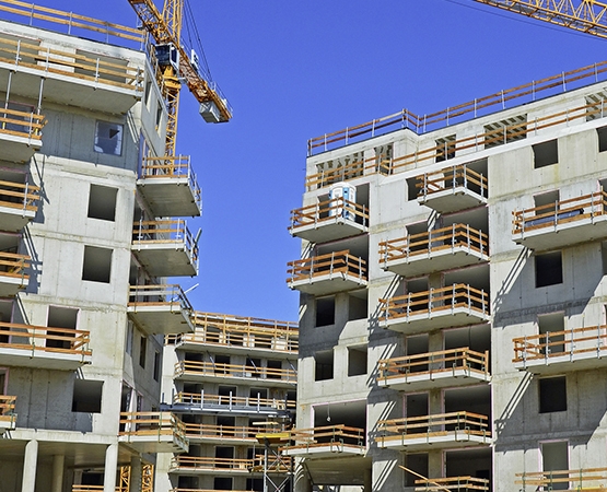 Avec ces mesures légales, le Conseil d’État souhaite favoriser la construction rapide de logements accessibles financièrement. photo 5000