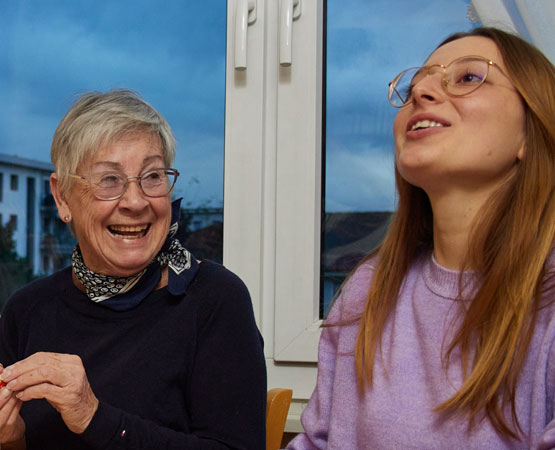 Jeunes et 55+ en colocation: pour rompre l’isolement et s’entraider. Kevin Kempter